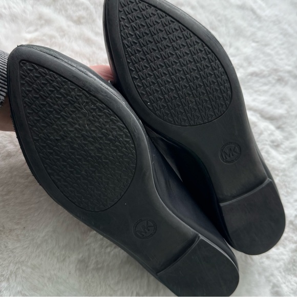 Michael Kors Black Leather Pointed-Toe Bow Flats with Logo Charm - Picture 5 of 5